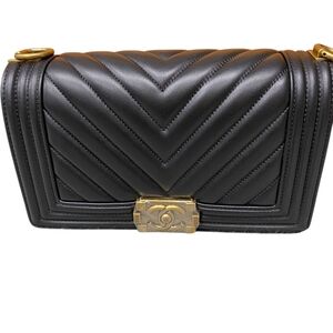 CHANEL Black Chevron Crossbody Bag